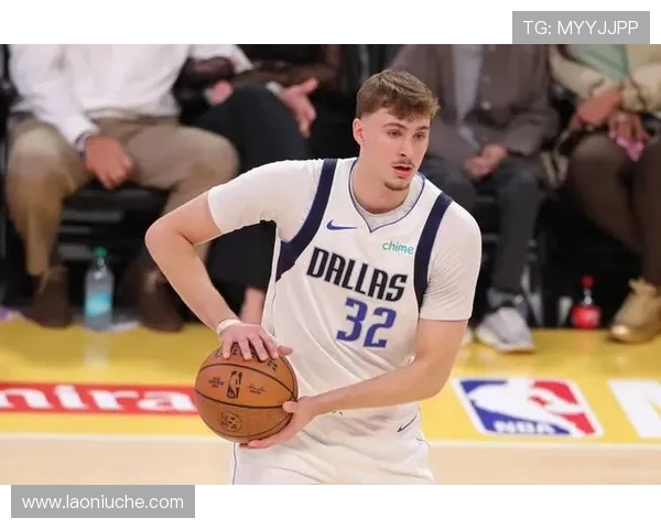 詹姆斯称弗拉格热爱篮球并勤奋训练 詹姆斯称弗拉格热爱篮球并勤奋训练